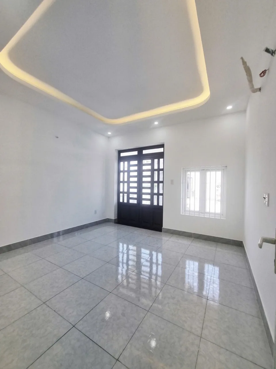 Bán nhà hẻm xe hơi đường Lâm Thị Hố, Trung Mỹ Tây, Quận 12, 66m², 4 tầng