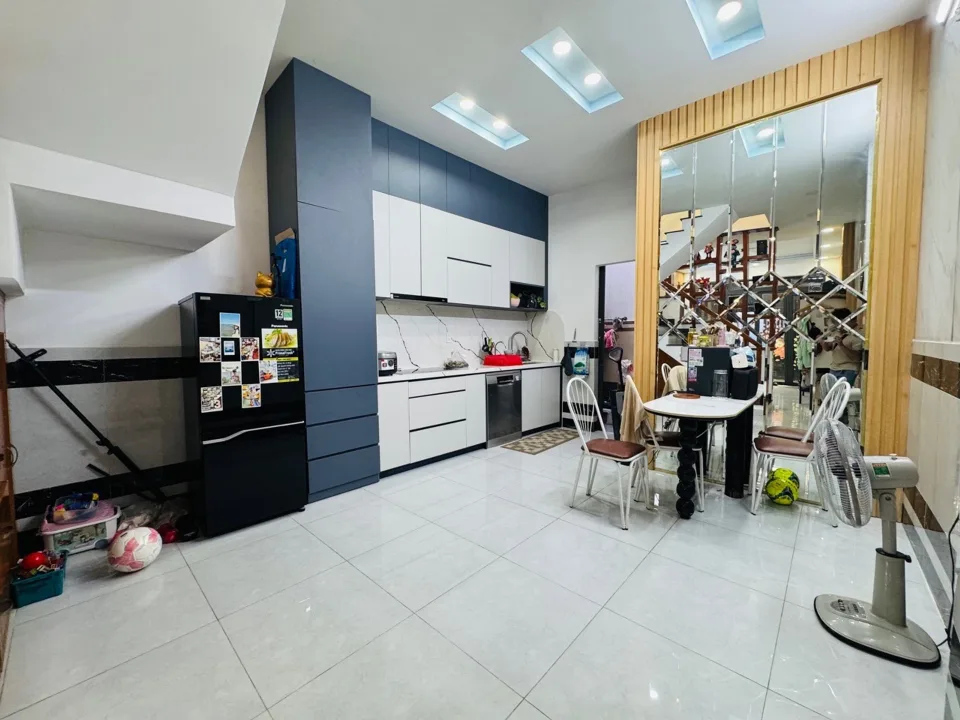 Bán nhà hẻm xe hơi đường Quang Trung, Gò Vấp, 51m², 2 tầng