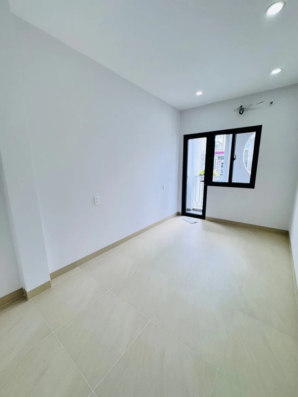 Bán nhà hẻm xe hơi đường Trần Bình Trọng, Gò Vấp, 55 m², 3 tầng