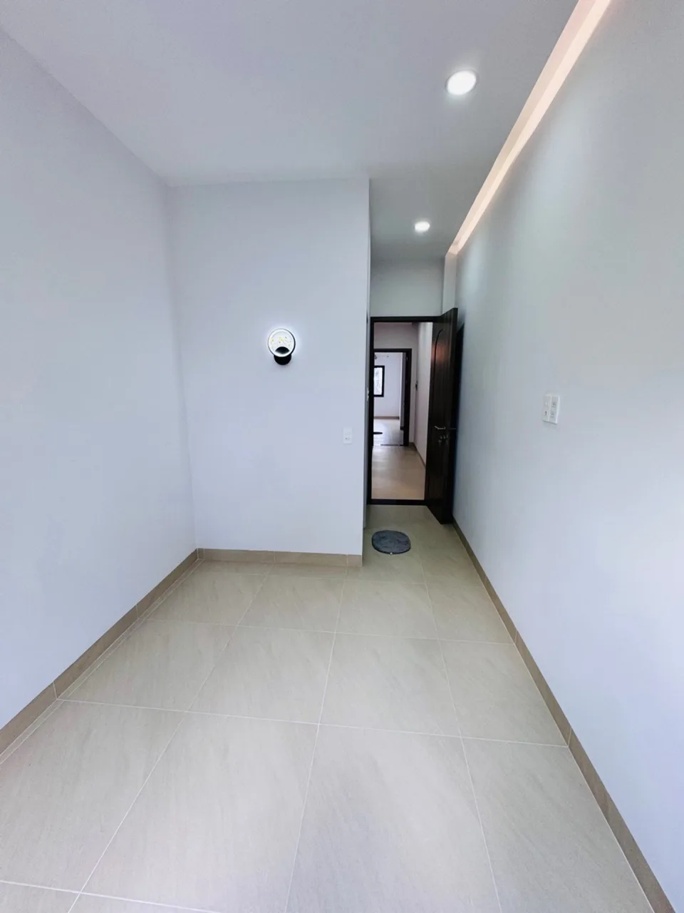 Bán nhà hẻm xe hơi đường Trần Bình Trọng, Gò Vấp, 55 m², 3 tầng
