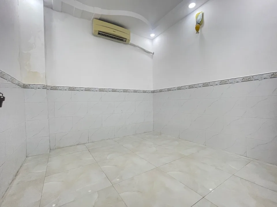 Bán nhà mặt tiền đường số 2, Phường Thông Tây Hội, Gò Vấp, 68,2m², 2 tầng