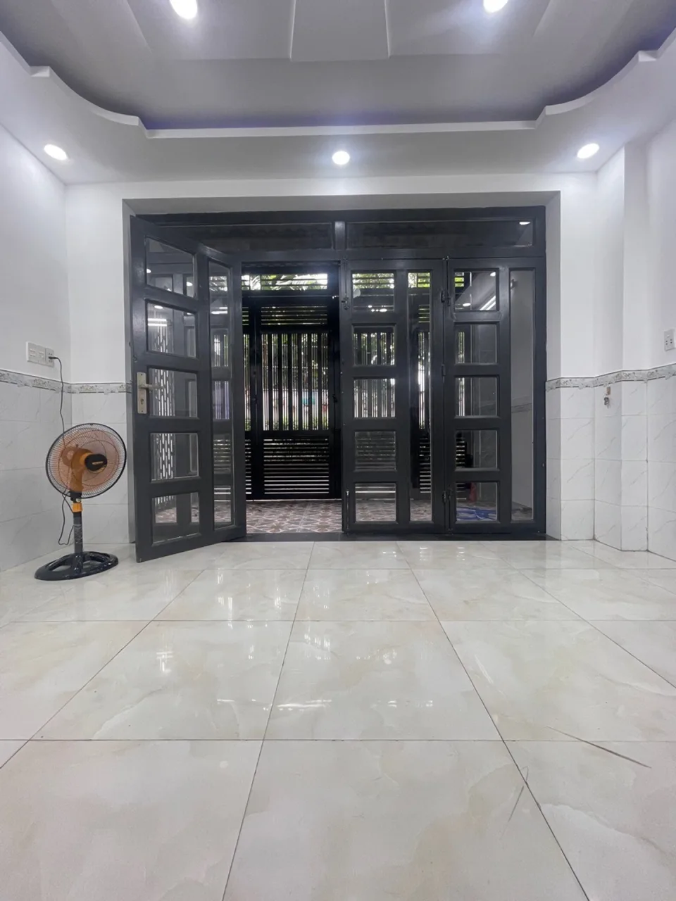 Bán nhà mặt tiền đường số 2, Phường Thông Tây Hội, Gò Vấp, 68,2m², 2 tầng